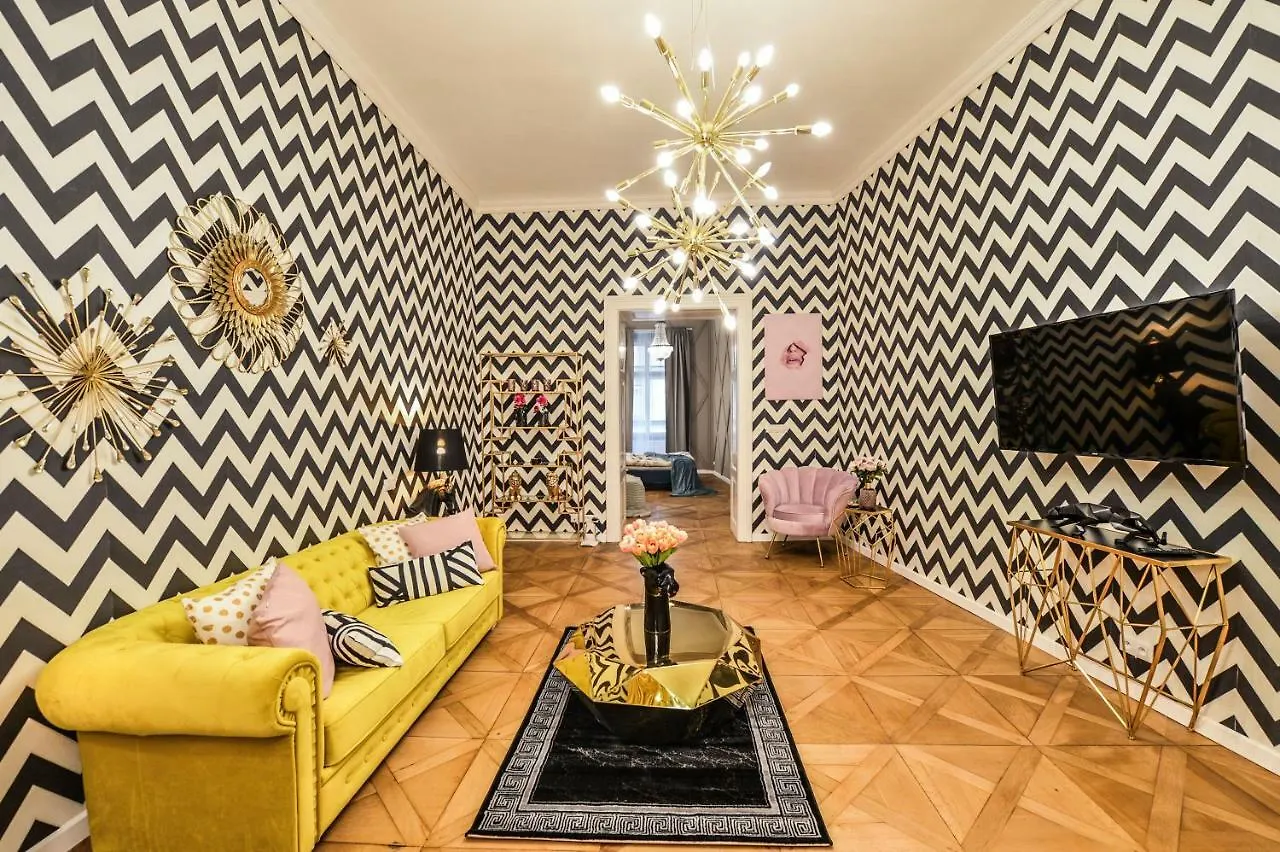 Dali Wenceslas Square Apartment Prague