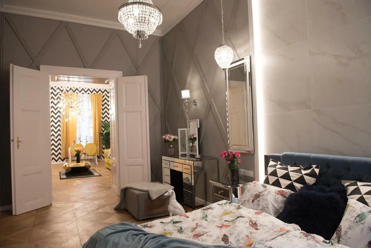 Dali Wenceslas Square Apartment Prague